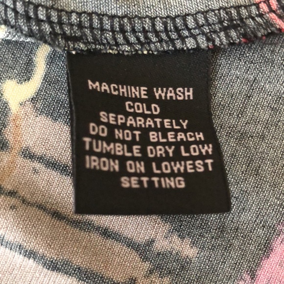 Very fun design. Investments polyester 3/4 sleeve women’s top. Size XL - Picture 5 of 5